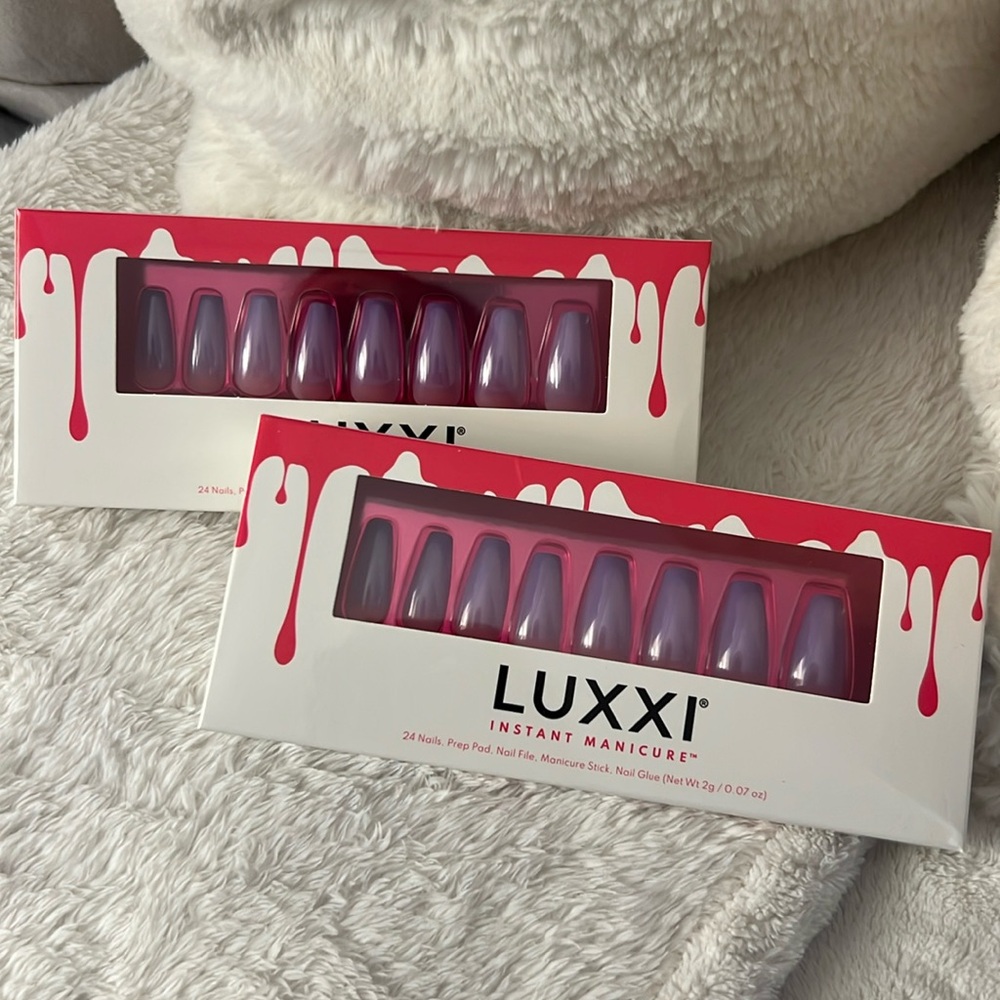 2 SETS OF LUXXI INSTANT MANICURE PRESSON NAILS BRAND NEW RETAIL $16 each